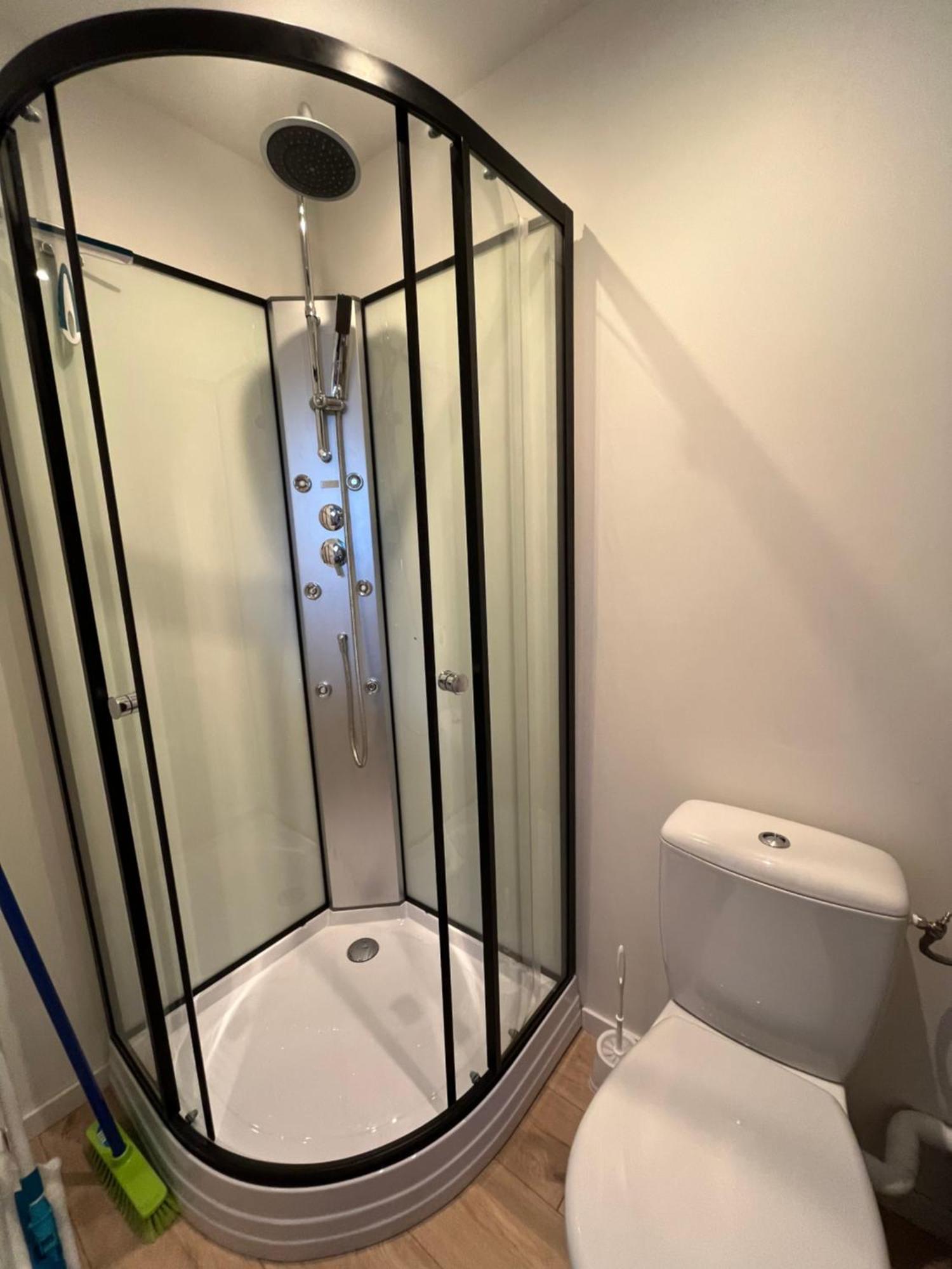 Apartamento Au Bouquet Troyen - Wifi - Calme Et Tranquillite Troyes Exterior foto